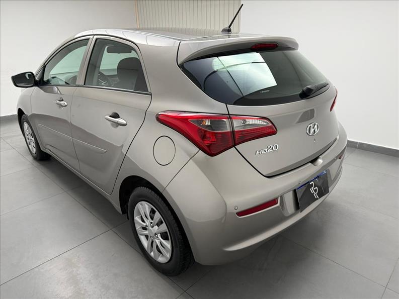HYUNDAI HB 20 Hatch - Foto