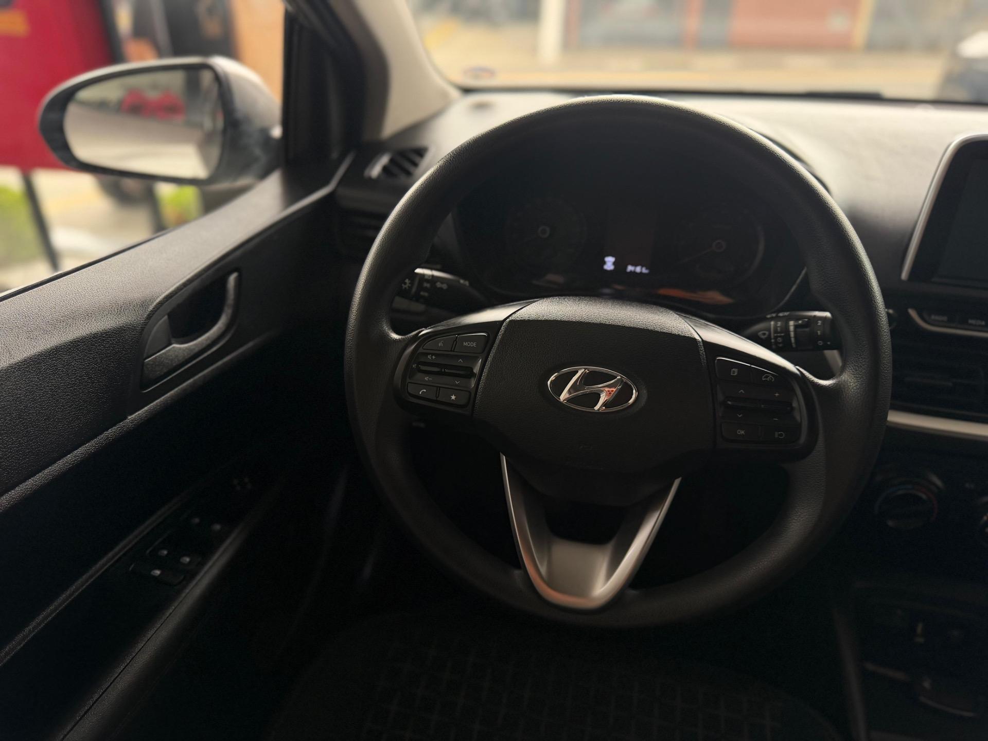 HYUNDAI HB 20 Hatch - Foto