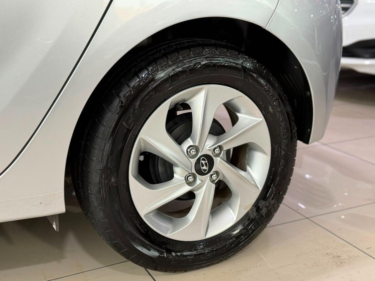 HYUNDAI HB 20 Hatch - Foto