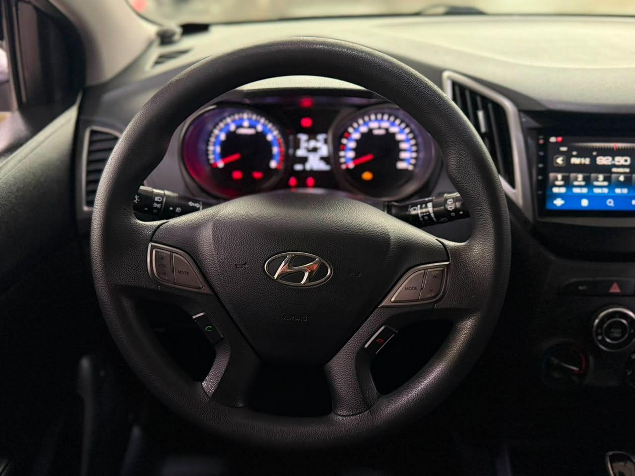 HYUNDAI HB 20 Hatch - Foto