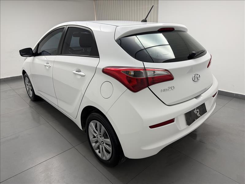 HYUNDAI HB 20 Hatch - Foto