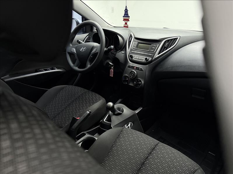 HYUNDAI HB 20 Hatch - Foto