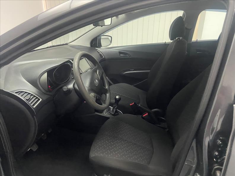 HYUNDAI HB 20 Hatch - Foto