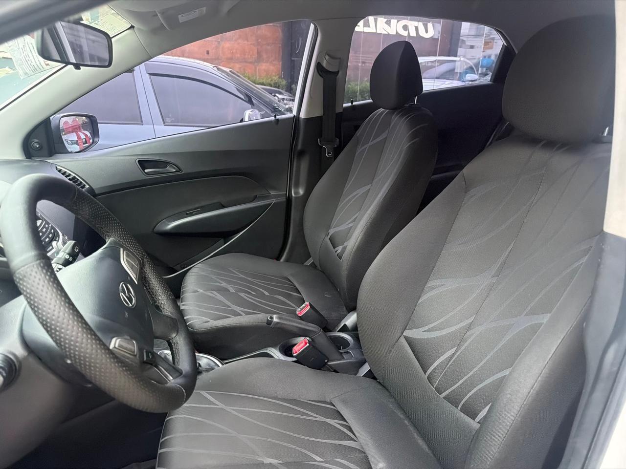 HYUNDAI HB 20 Hatch - Foto