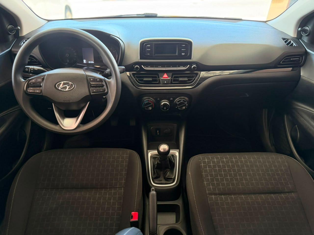 HYUNDAI HB 20 Hatch - Foto