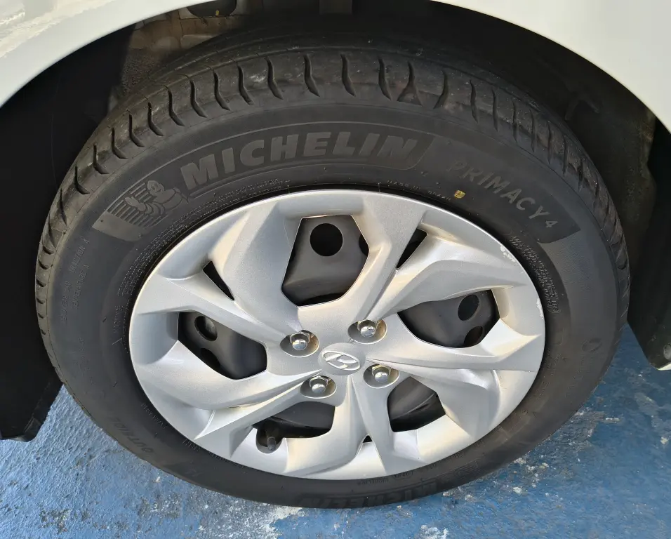 HYUNDAI HB 20 Hatch - Foto