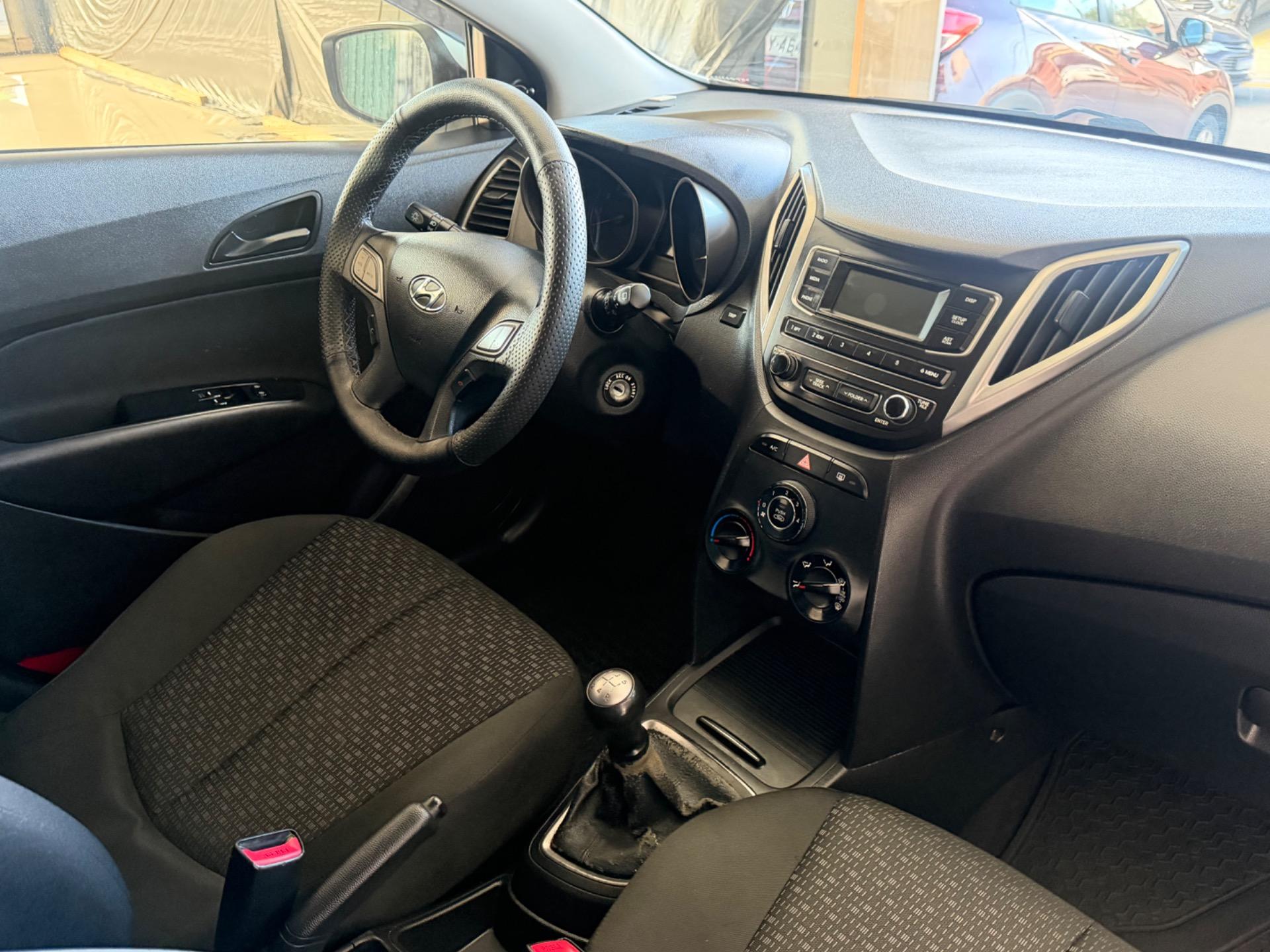 HYUNDAI HB 20 Hatch - Foto