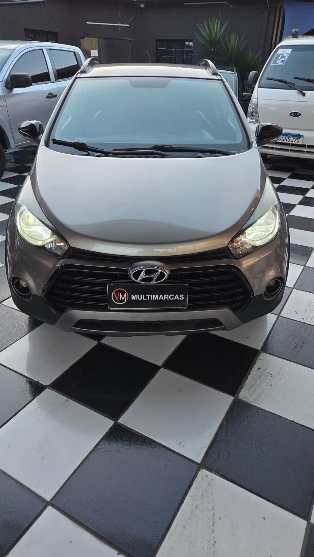 HYUNDAI HB 20 Hatch X