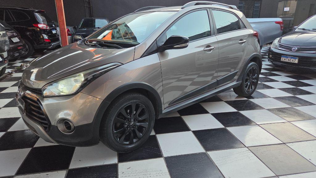 HYUNDAI HB 20 Hatch X - Foto
