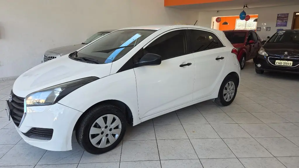 HYUNDAI HB 20 Hatch - Foto