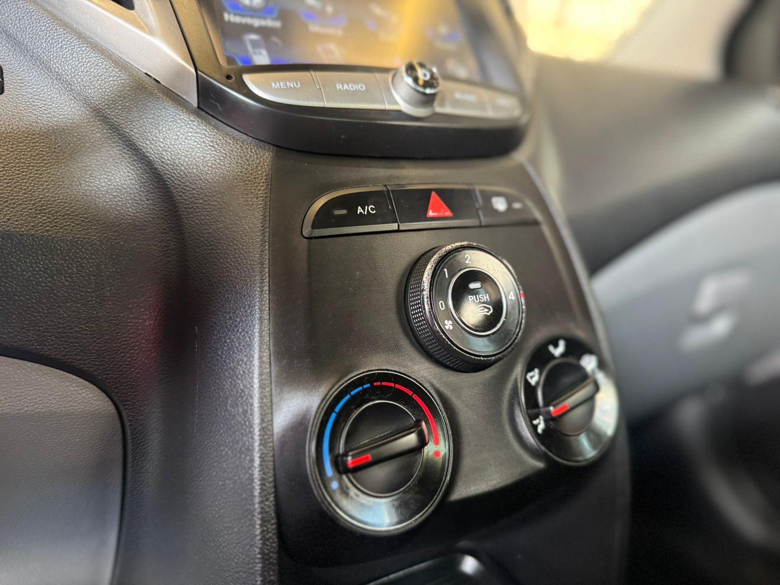 HYUNDAI HB 20 Sedan - Foto