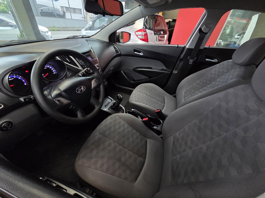 HYUNDAI HB 20 Sedan - Foto