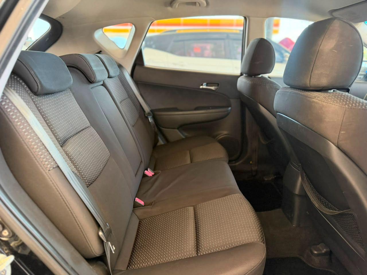 HYUNDAI I30 - Foto