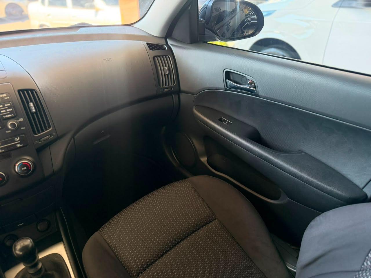 HYUNDAI I30 - Foto