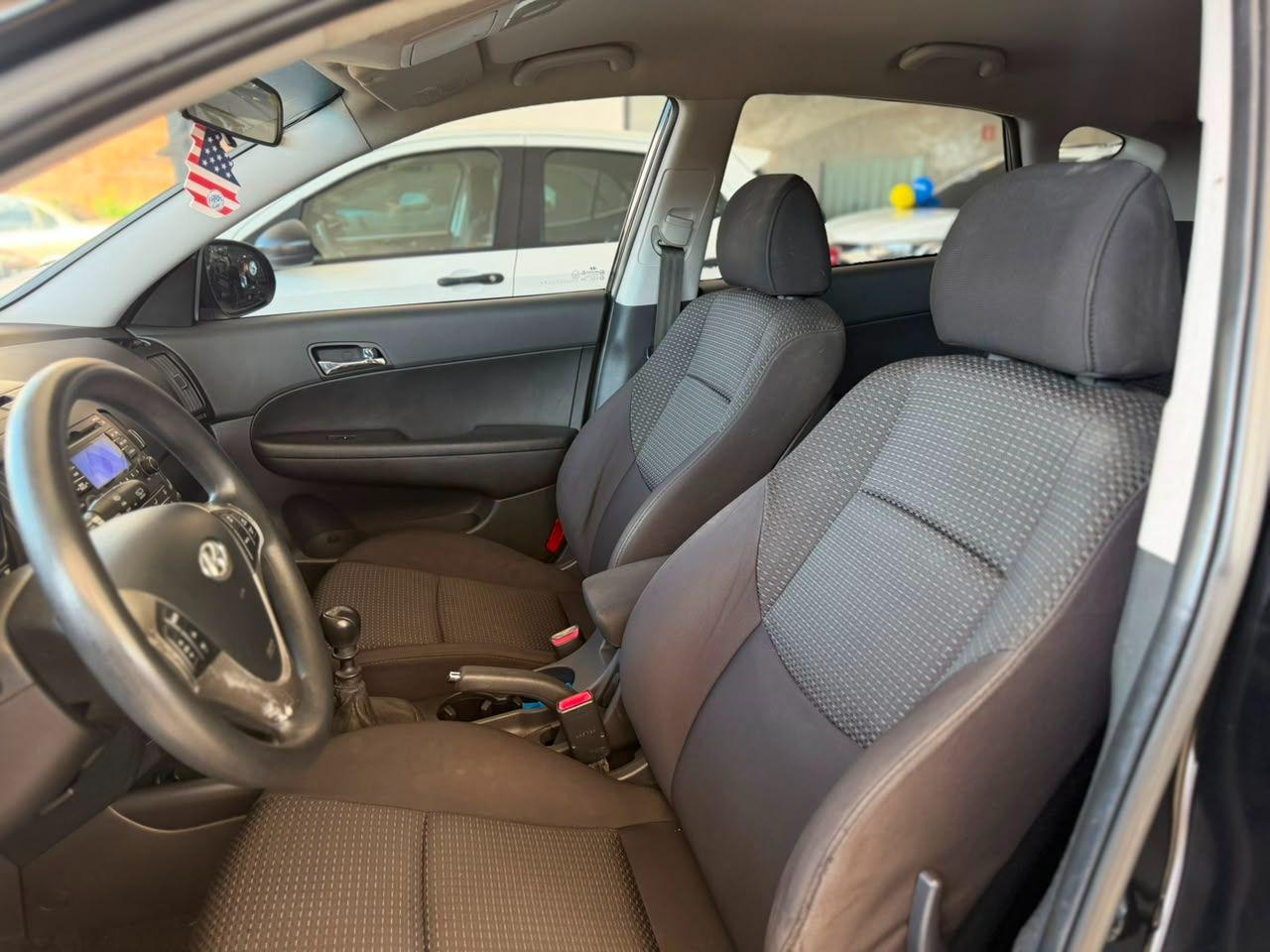 HYUNDAI I30 - Foto