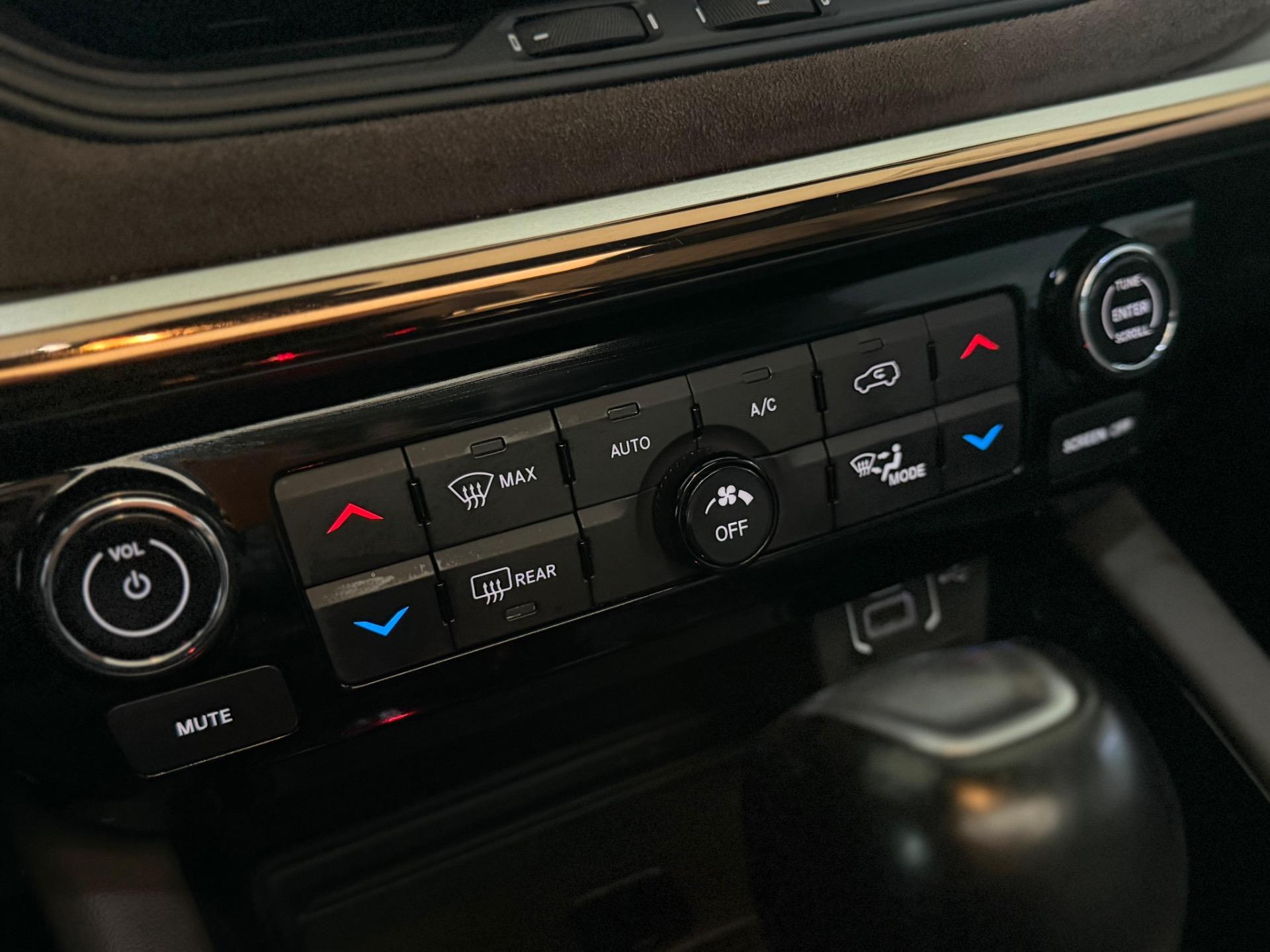 JEEP Commander - Foto