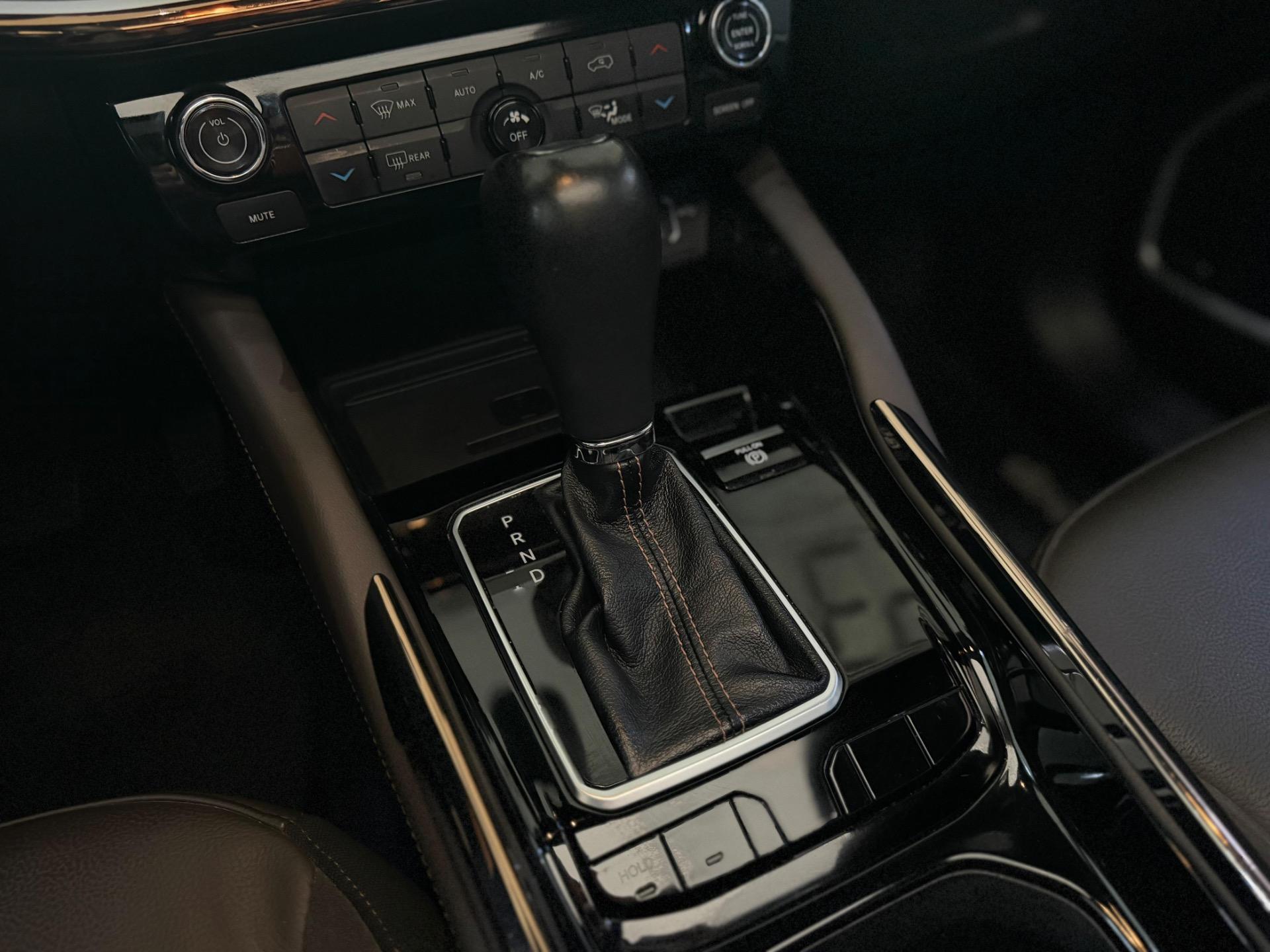 JEEP Commander - Foto