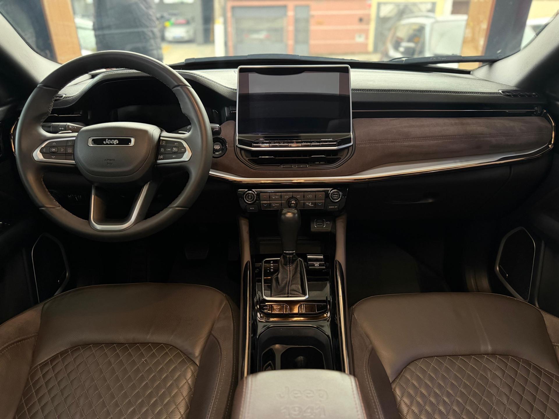JEEP Commander - Foto