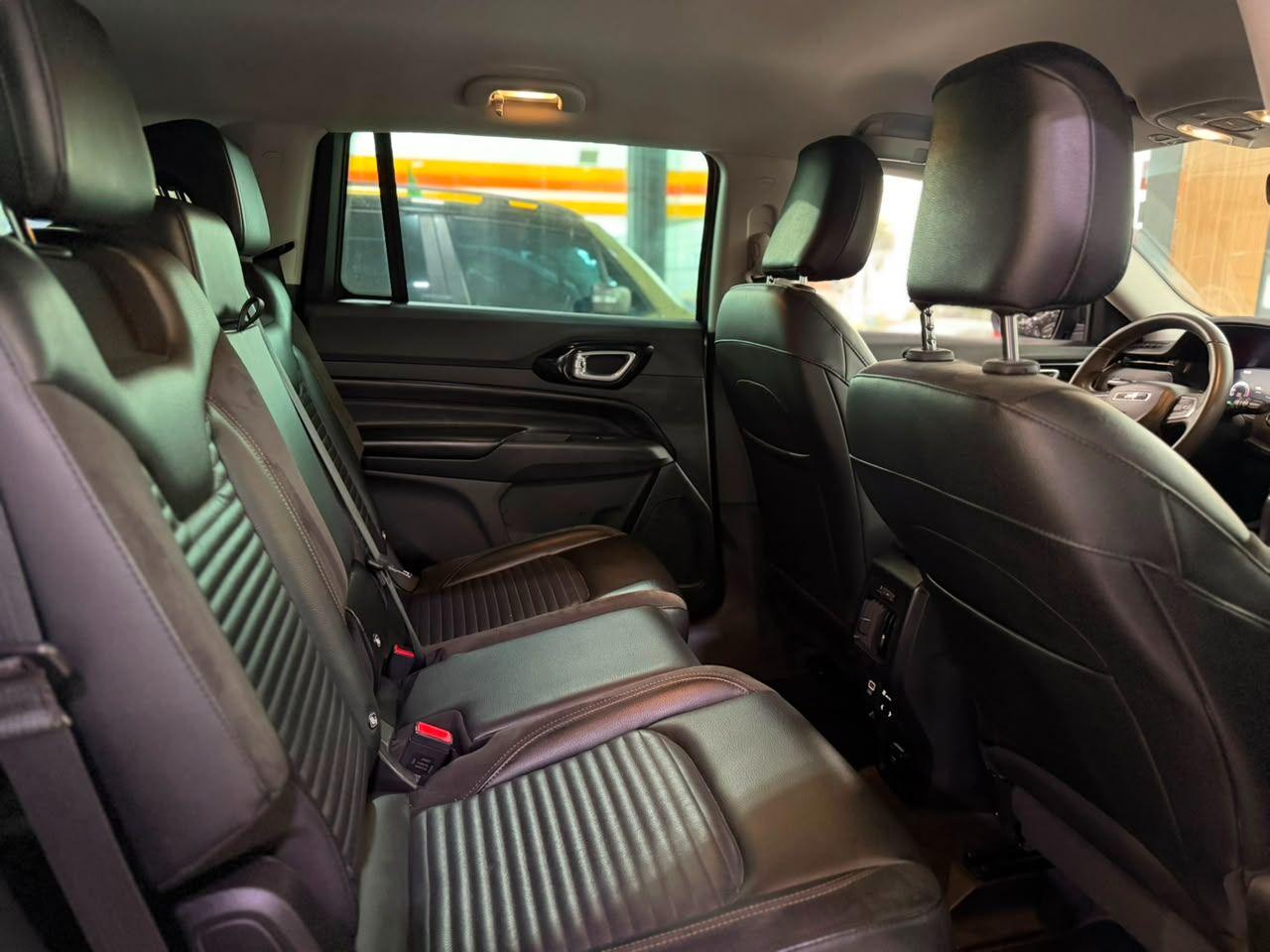 JEEP Commander - Foto