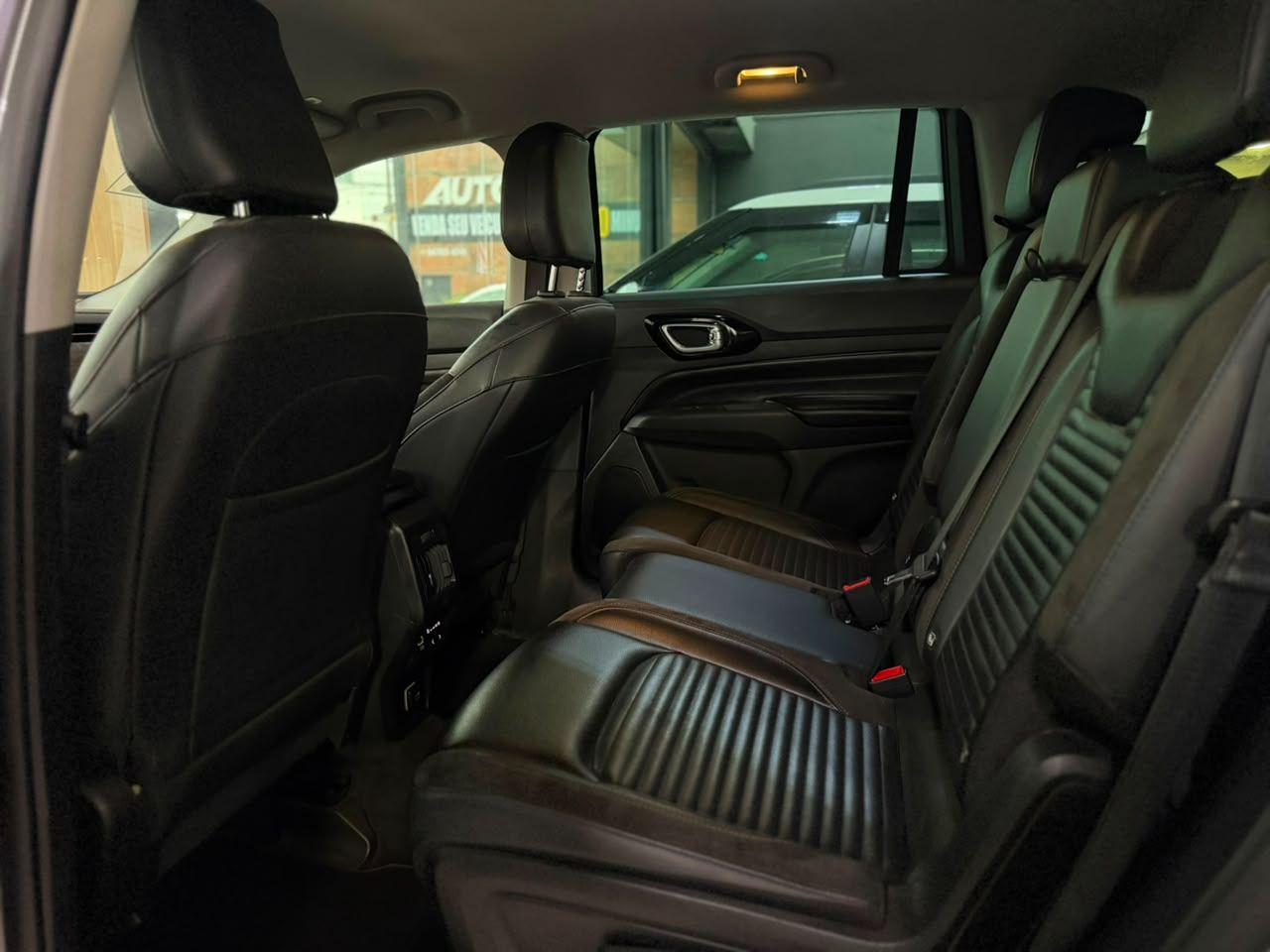 JEEP Commander - Foto