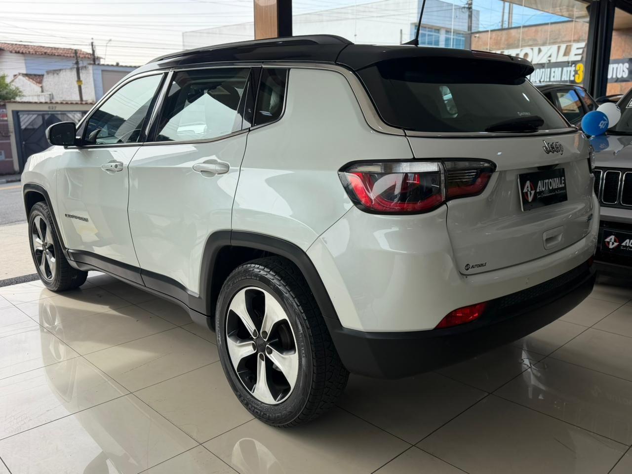 JEEP Compass - Foto