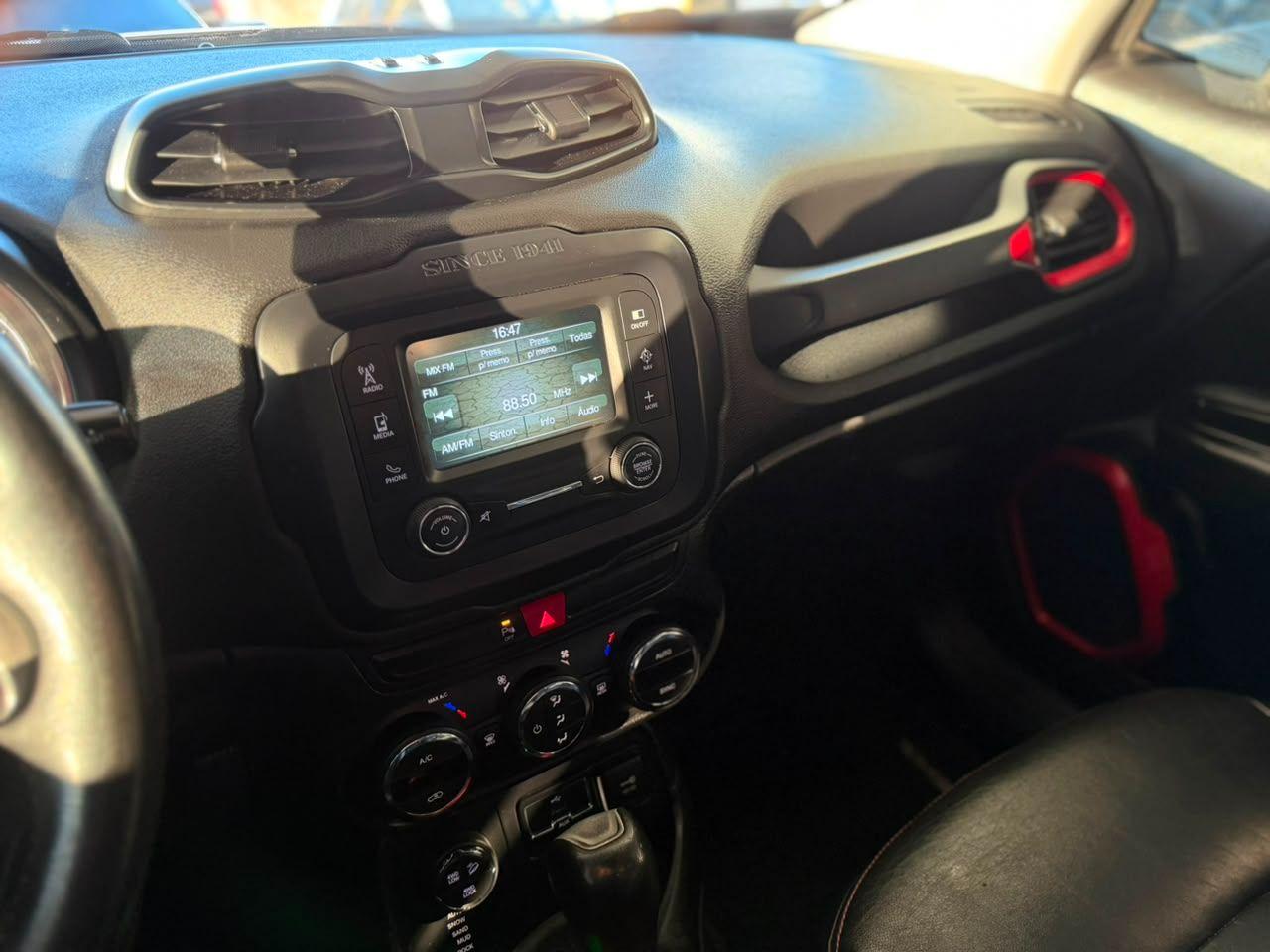 JEEP Renegade - Foto
