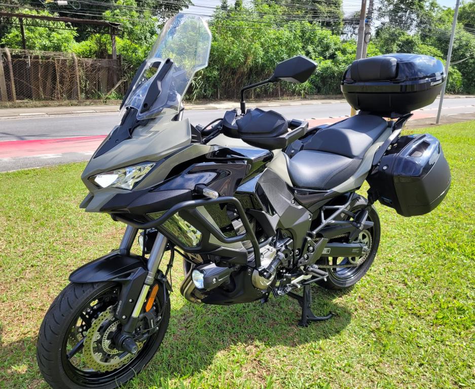 KAWASAKI Versys Grand Tourer 1000 - Foto