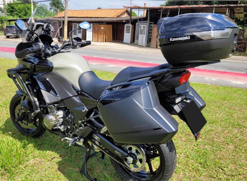 KAWASAKI Versys Grand Tourer 1000 - Foto