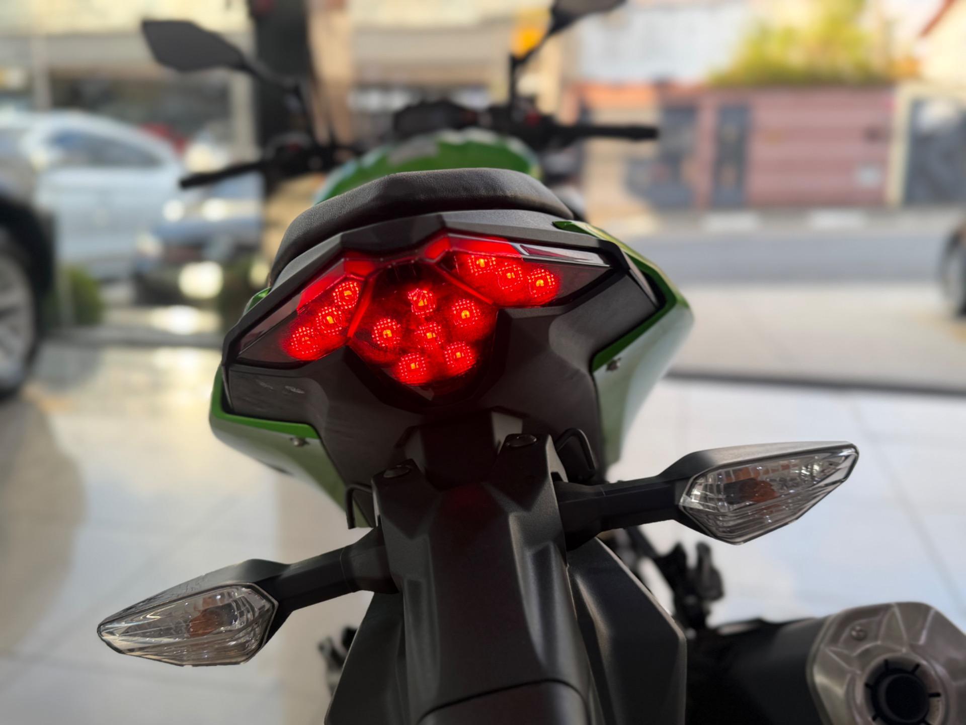 KAWASAKI Z 500 - Foto