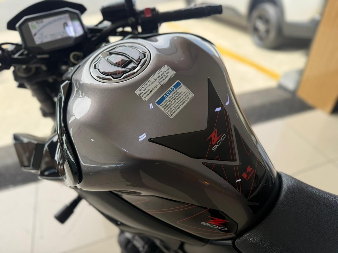 KAWASAKI Z 900 - Foto