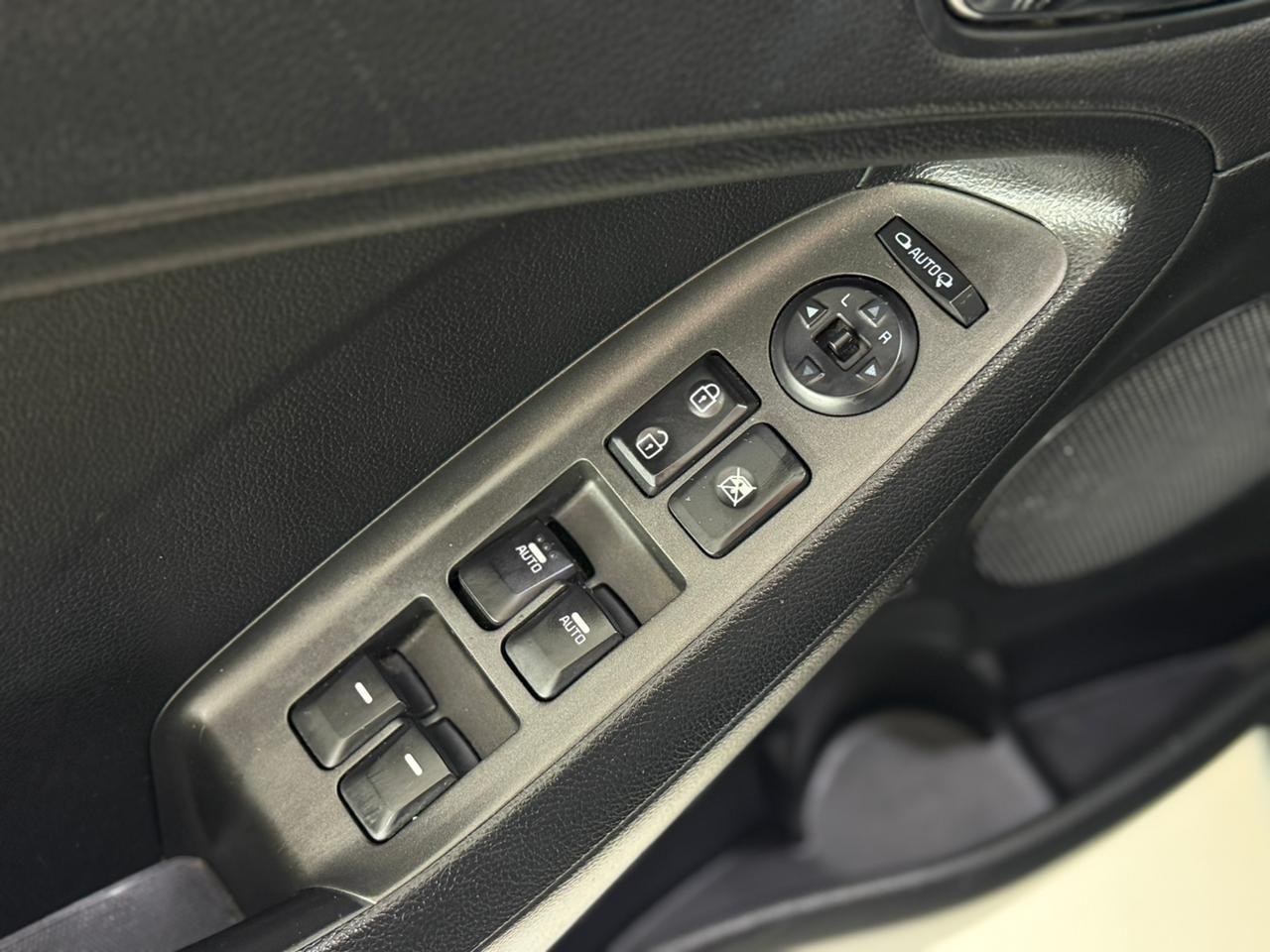 KIA Cerato Sedan - Foto