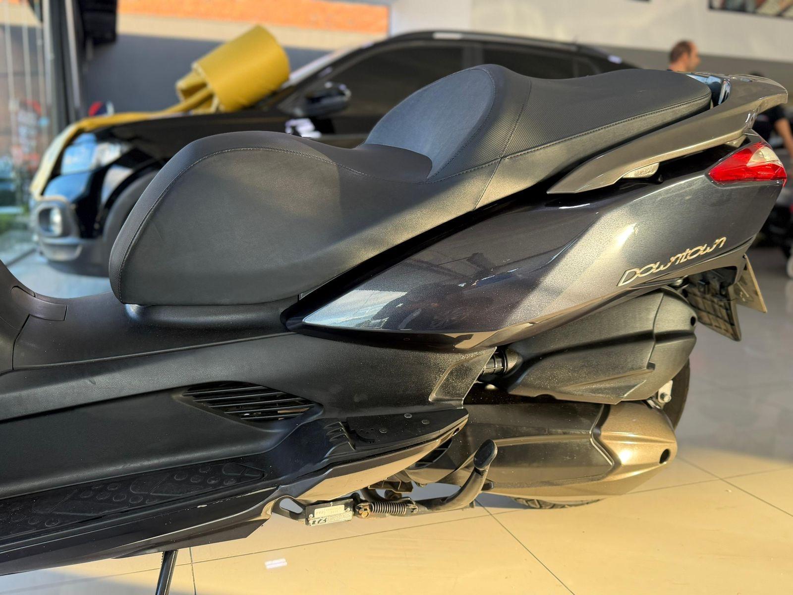 KYMCO Downtown 300i - Foto