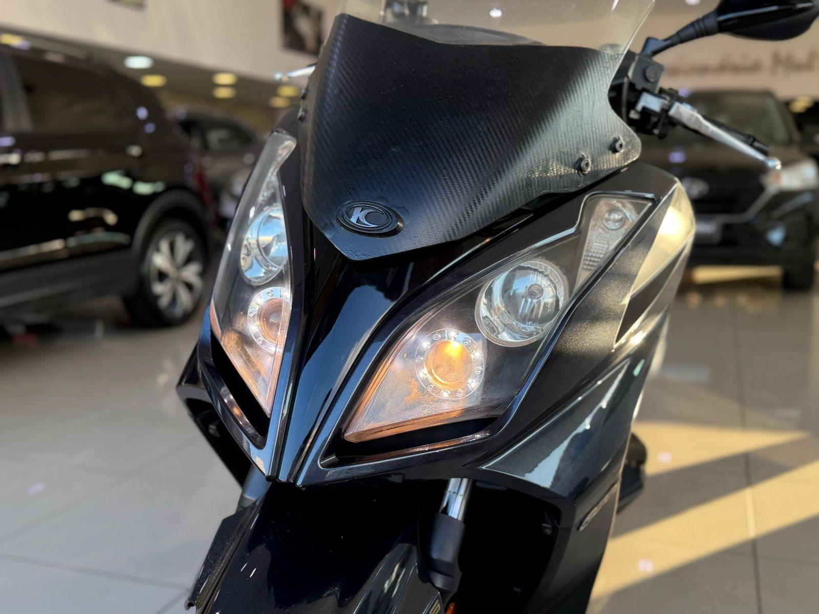 KYMCO Downtown 300i - Foto