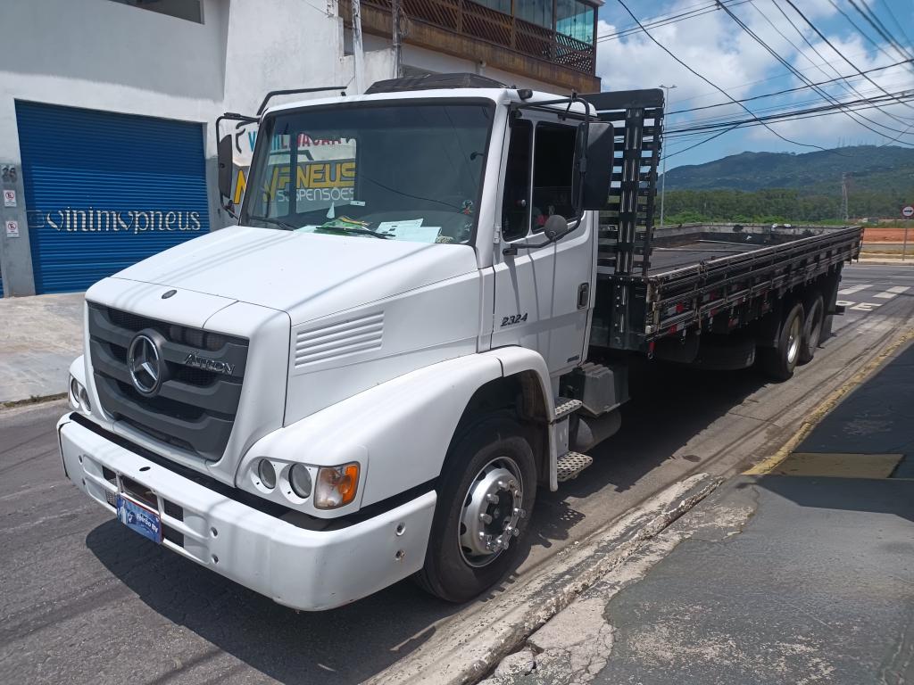 MERCEDES-BENZ Atron