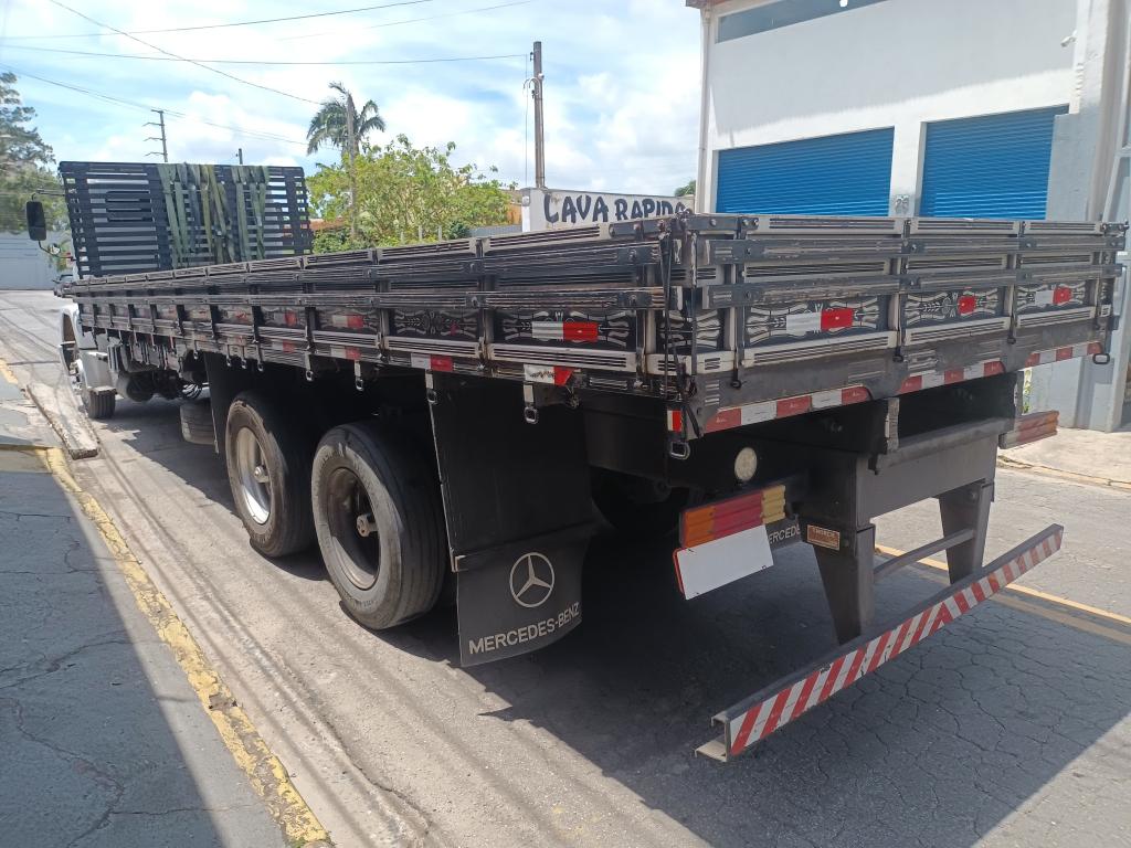 MERCEDES-BENZ Atron - Foto