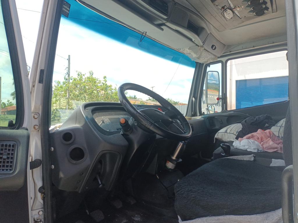 MERCEDES-BENZ Atron - Foto