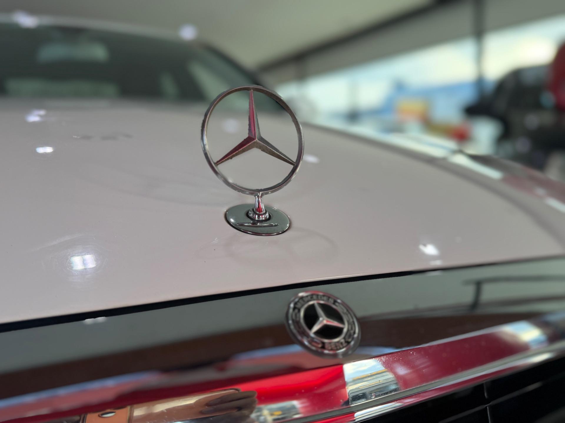 MERCEDES-BENZ C 180 - Foto