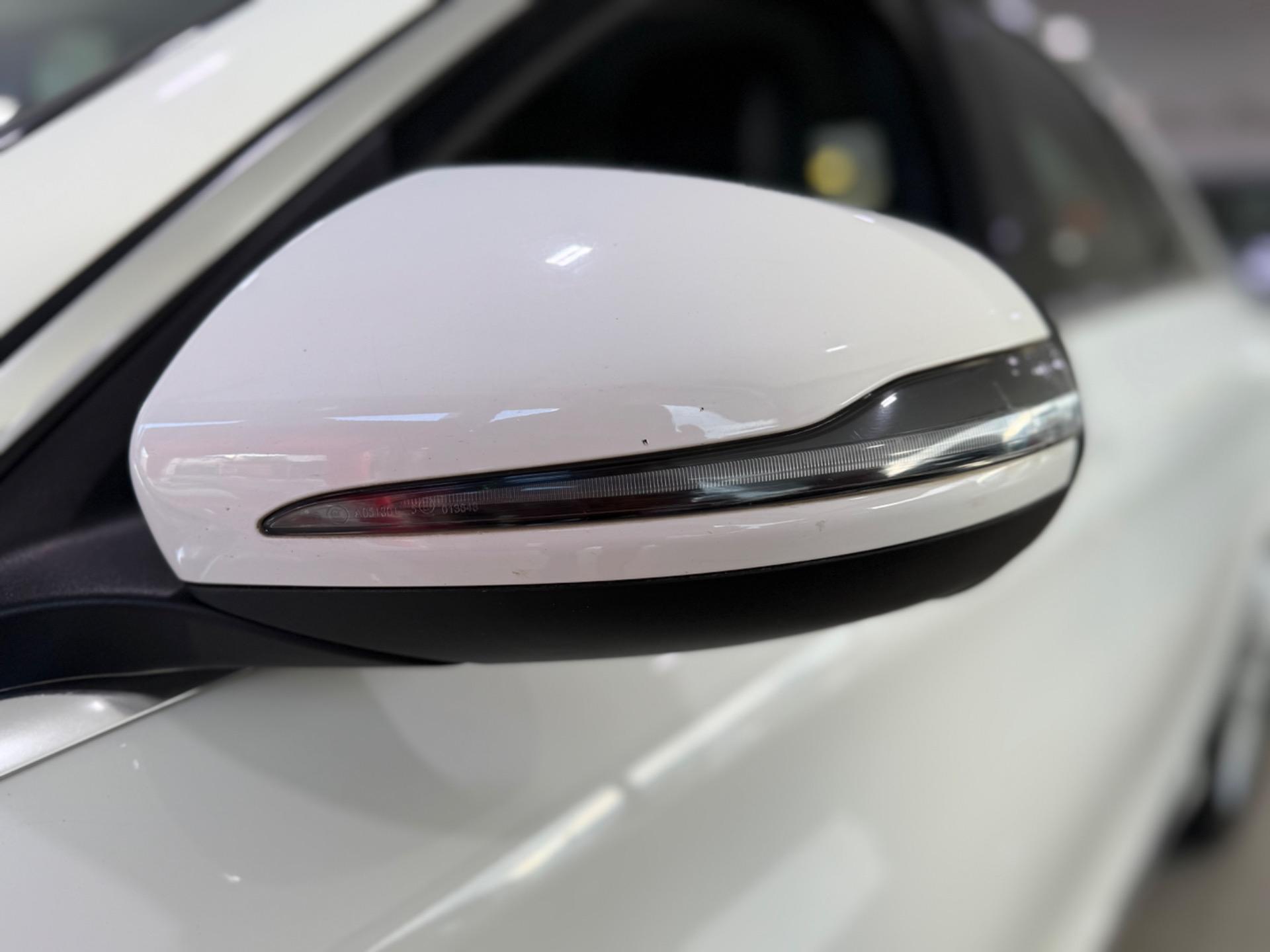 MERCEDES-BENZ C 180 - Foto