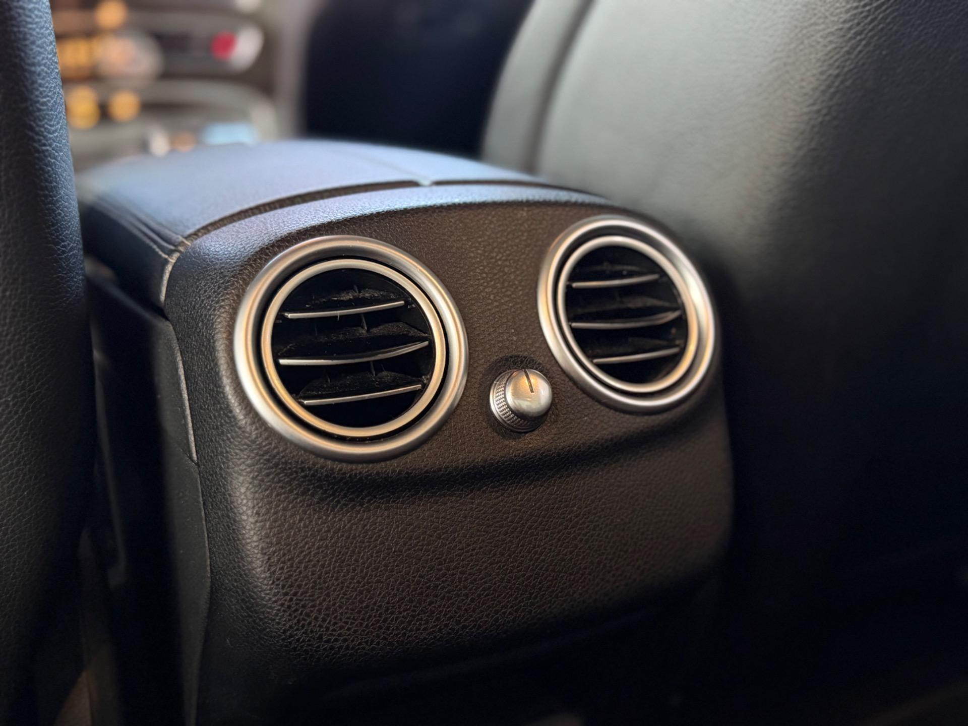 MERCEDES-BENZ C 180 - Foto