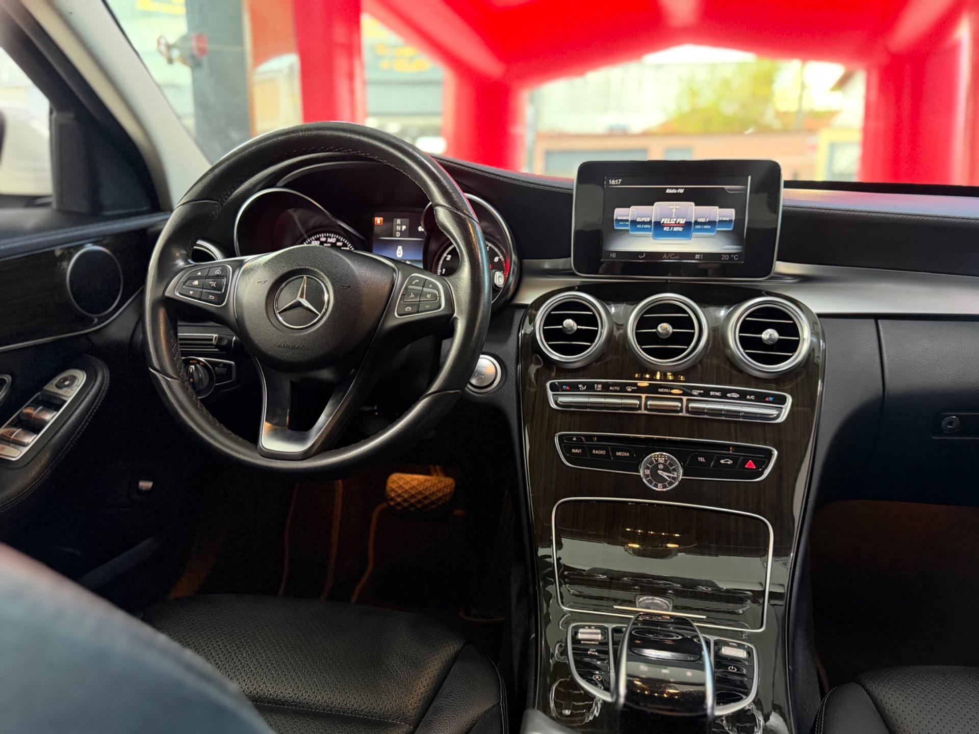 MERCEDES-BENZ C 180 - Foto