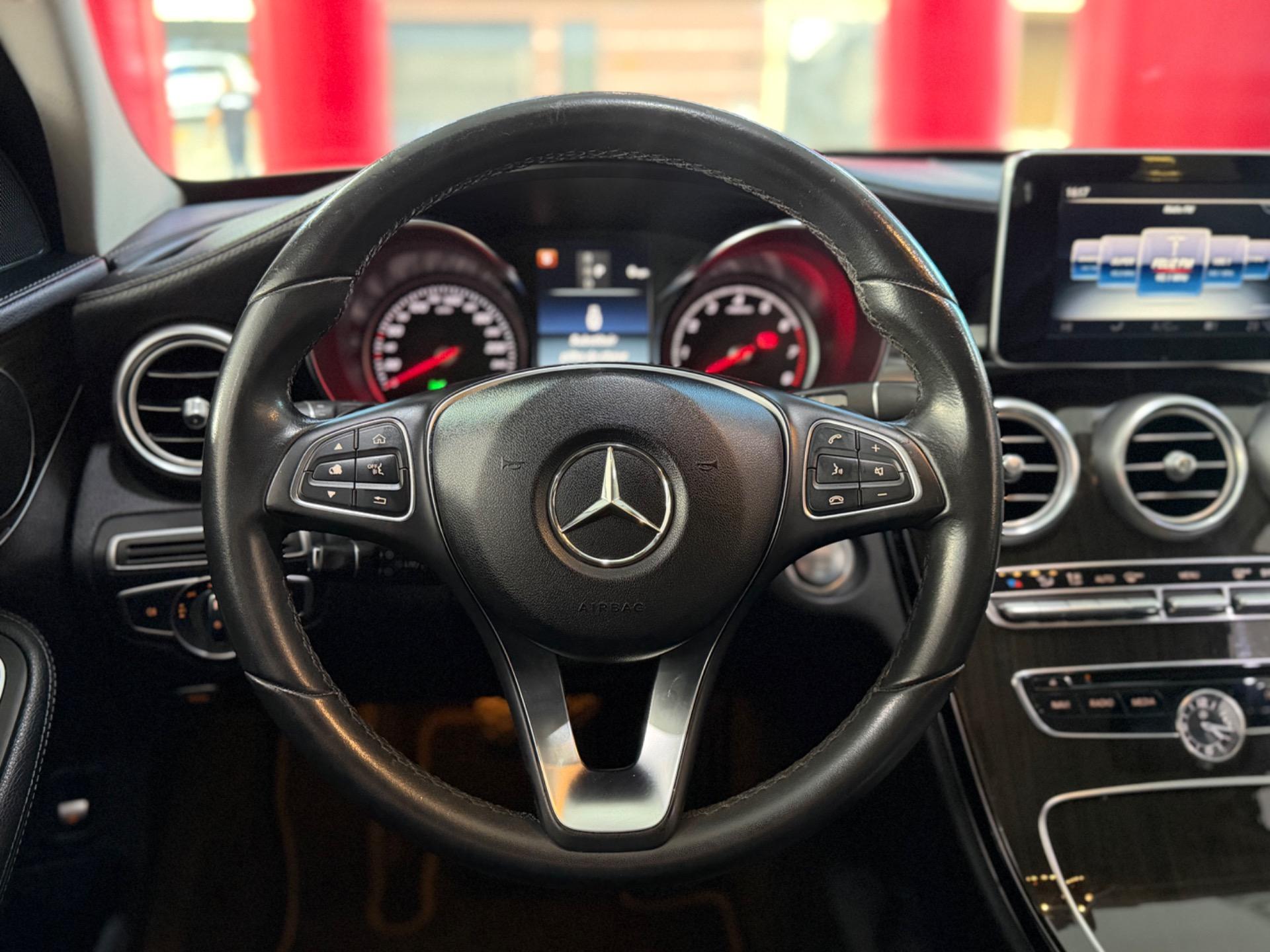 MERCEDES-BENZ C 180 - Foto