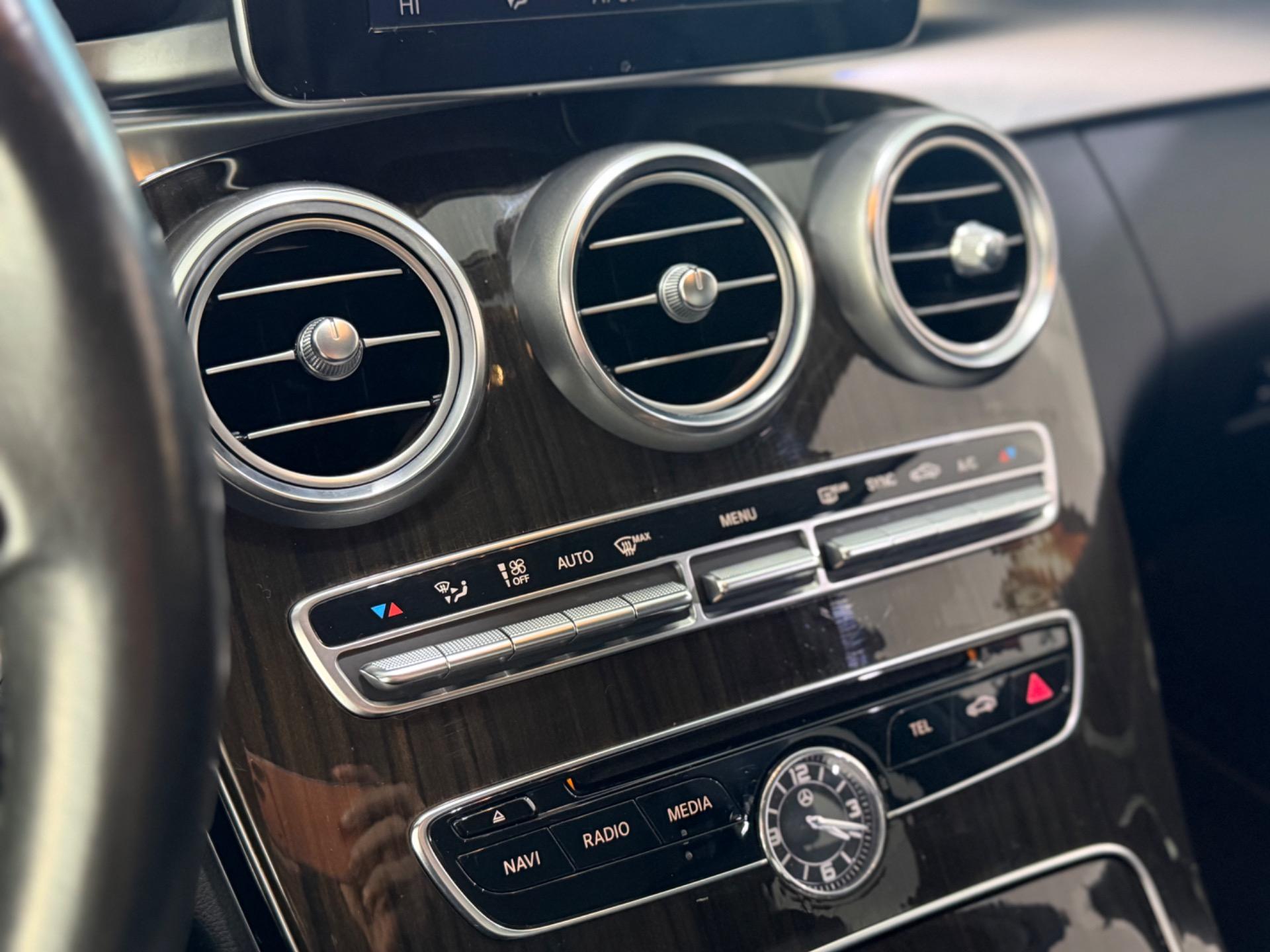 MERCEDES-BENZ C 180 - Foto