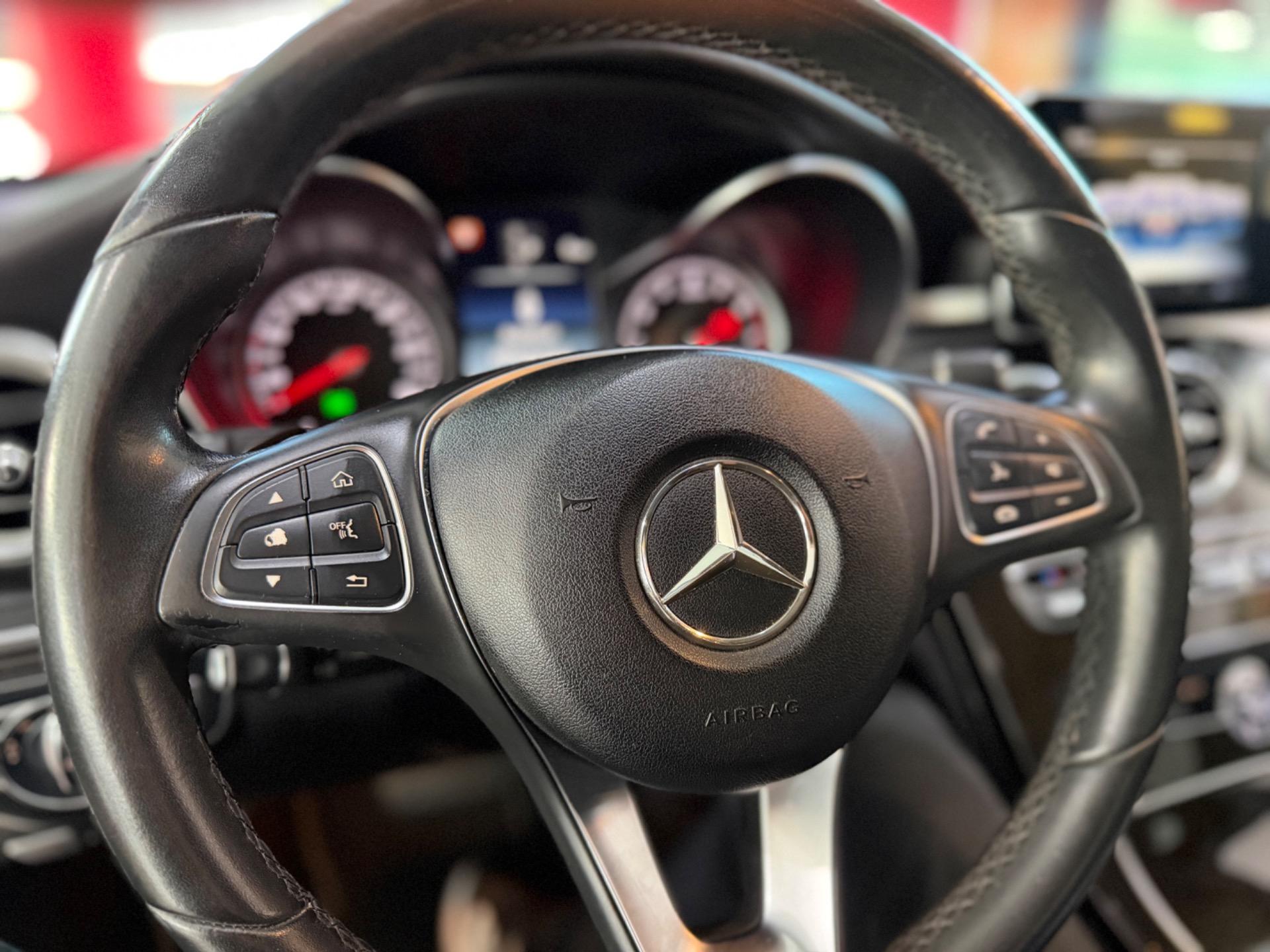 MERCEDES-BENZ C 180 - Foto