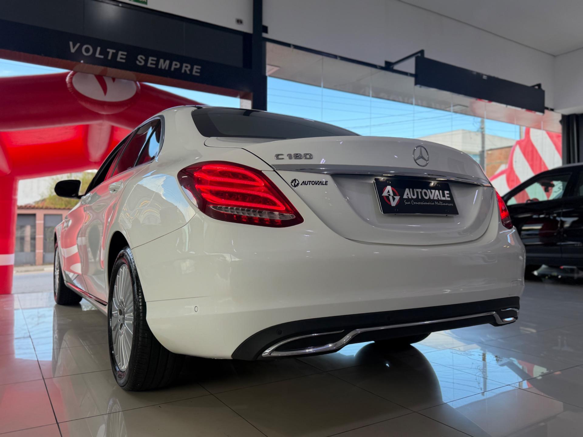 MERCEDES-BENZ C 180 - Foto