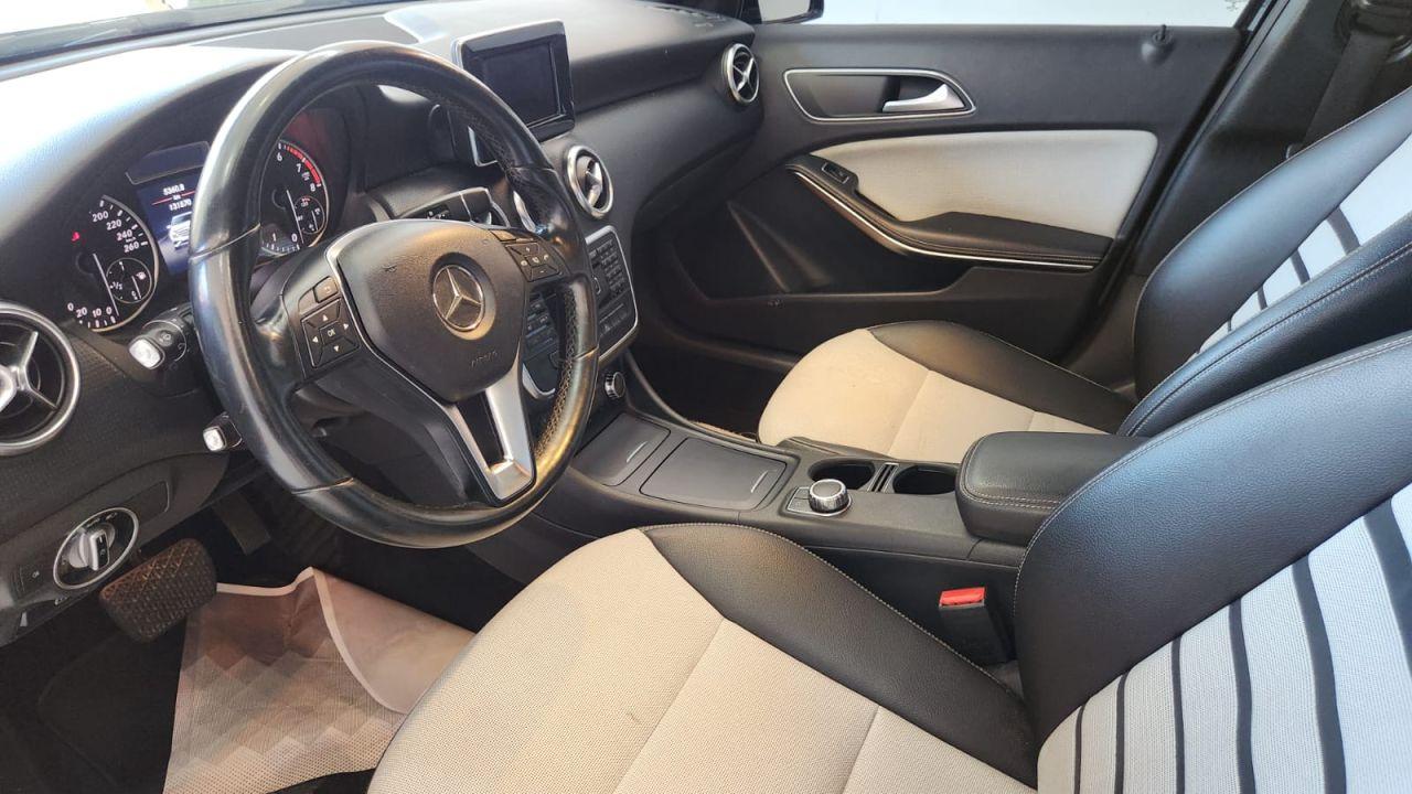 MERCEDES-BENZ Classe A - Foto