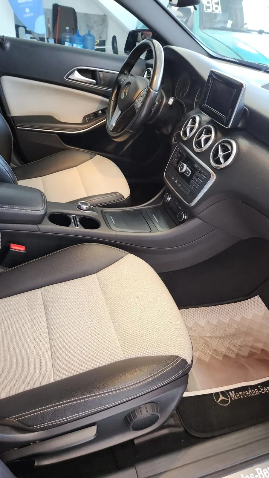 MERCEDES-BENZ Classe A - Foto