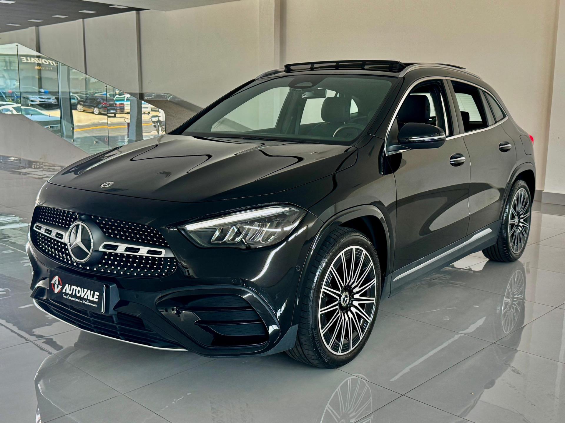 MERCEDES-BENZ GLA 200 - Foto