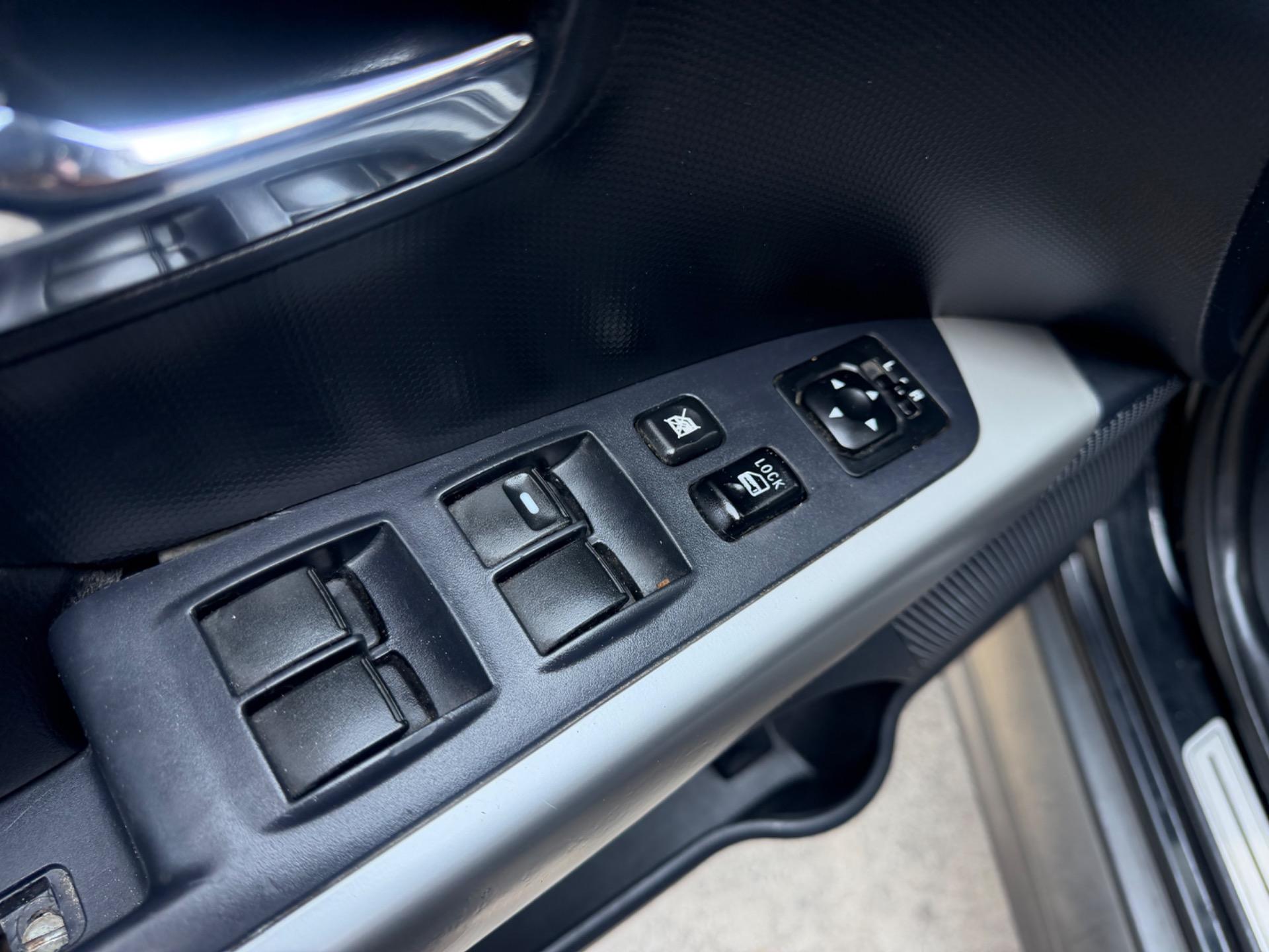 MITSUBISHI Outlander - Foto