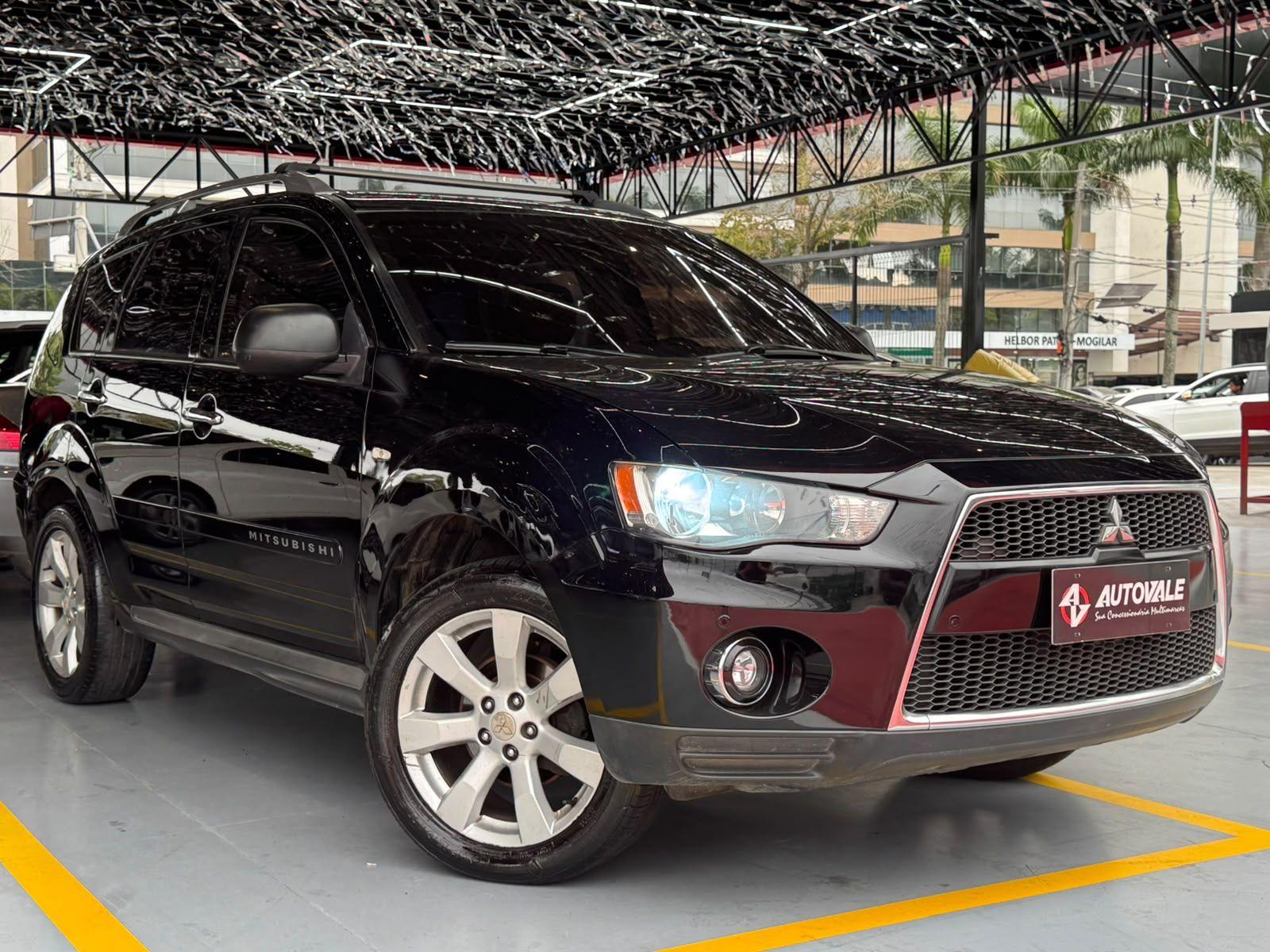 MITSUBISHI Outlander - Foto