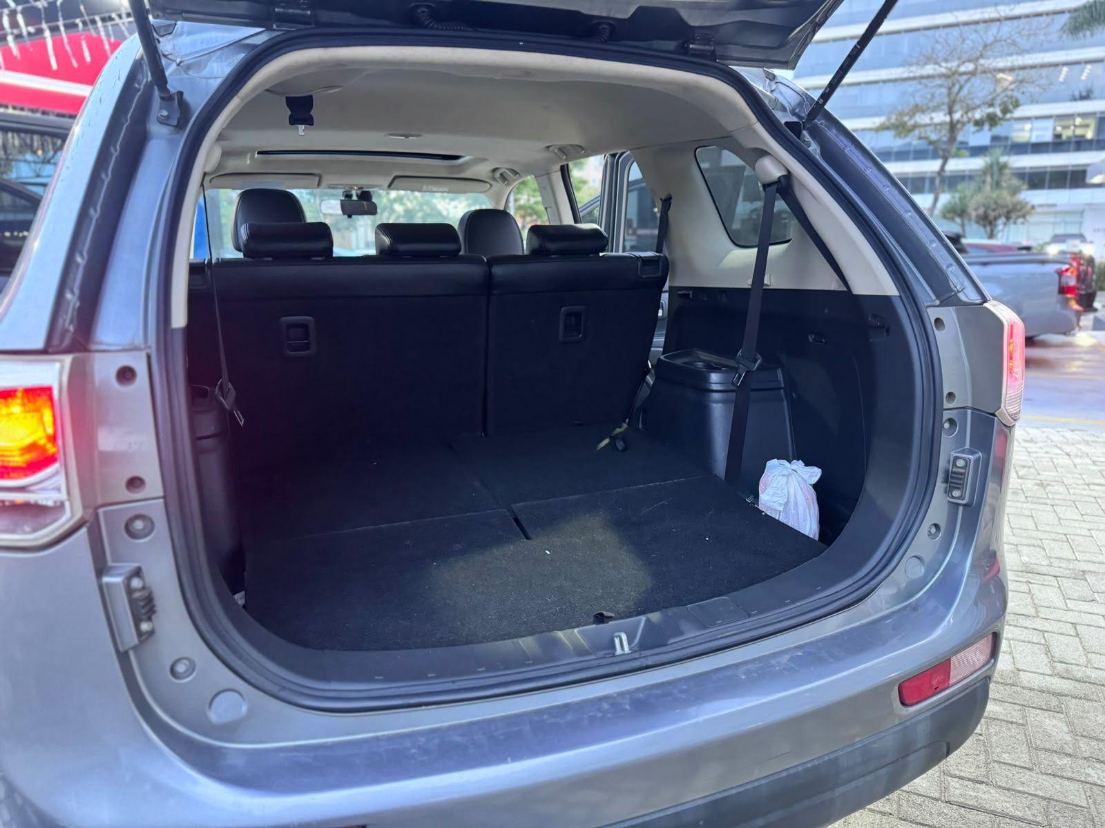 MITSUBISHI Outlander - Foto